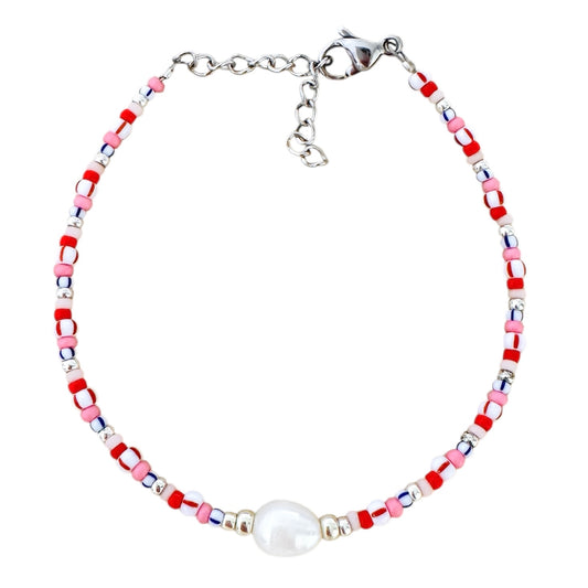 Lovely pearl bracelet