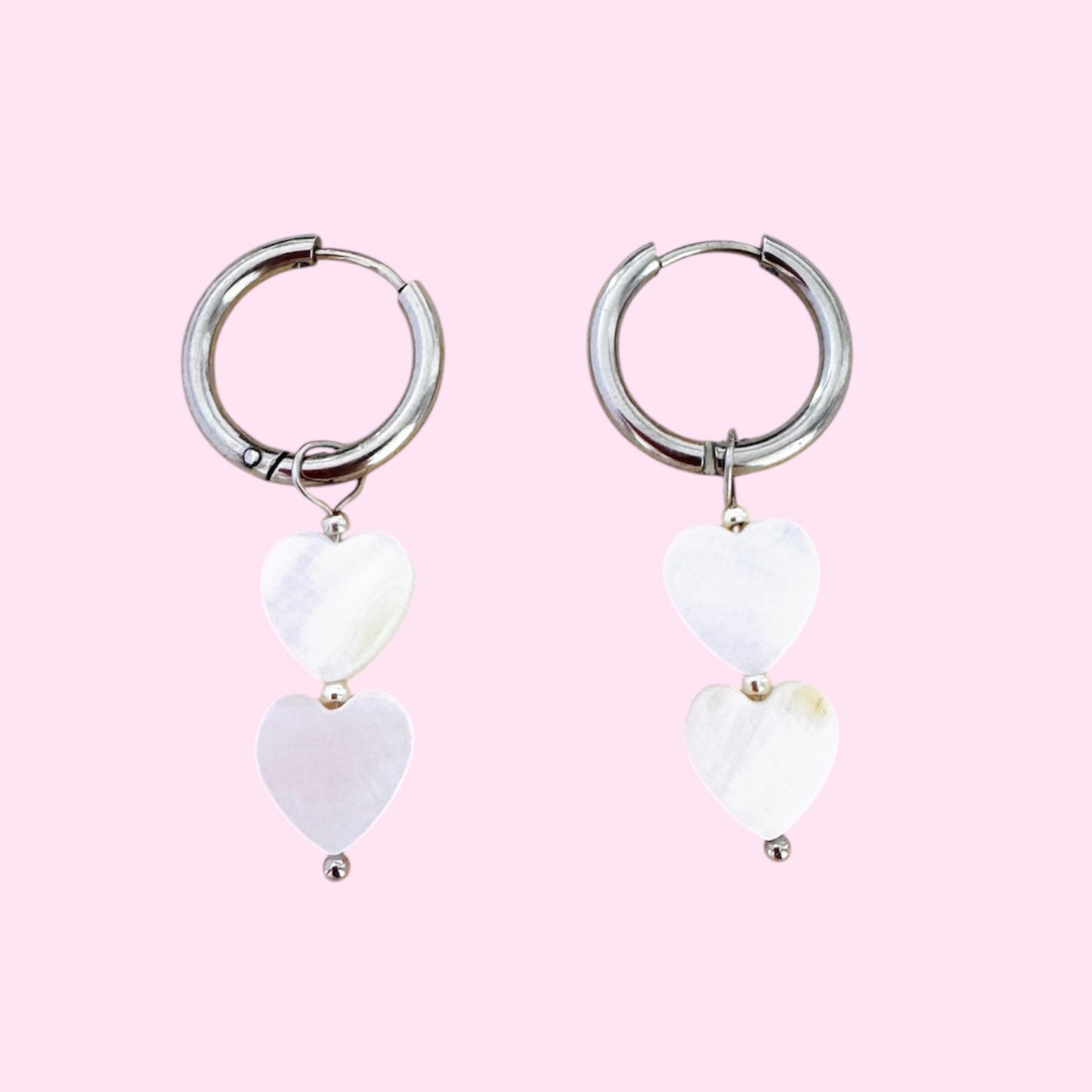 WHITE HEART - EARRINGS
