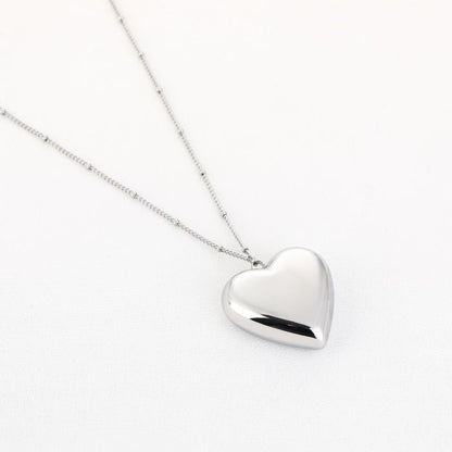 BOLD FINE HEART - necklace